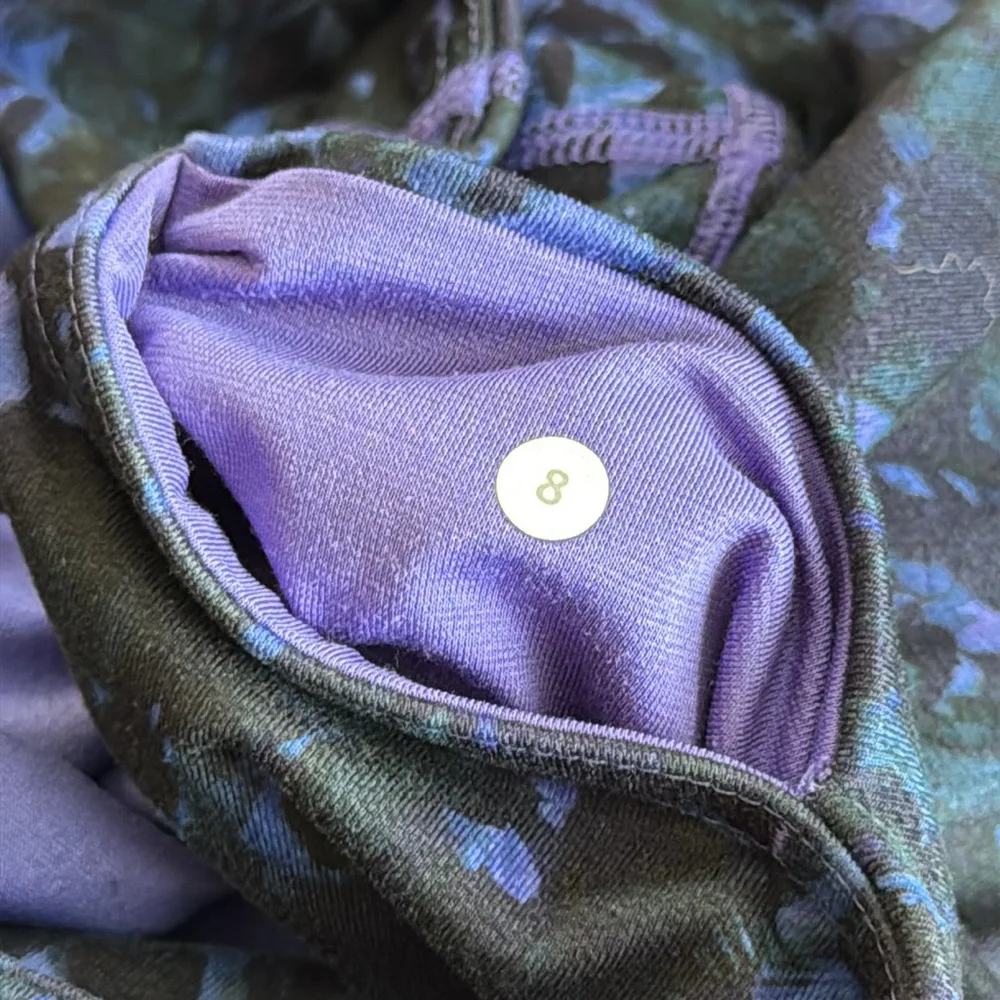 Lululemon Wunder Under Crop II Leggings 8 Yoga‎ Fitness Iris Flower Multi